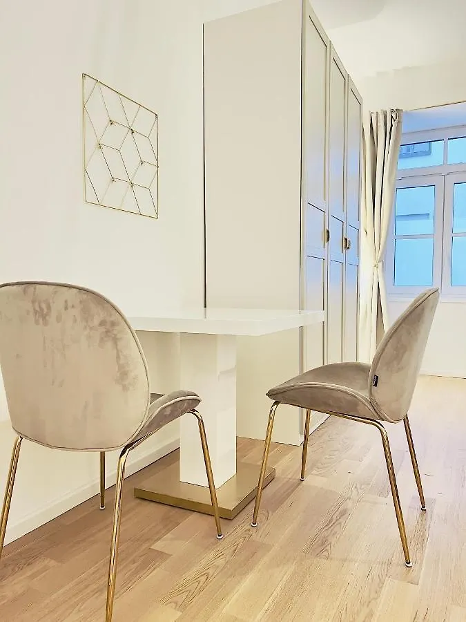 Modern Style City Apartments Vienna Austria